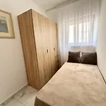 Apartamento Steps To Sea - Affordable Luxury Living