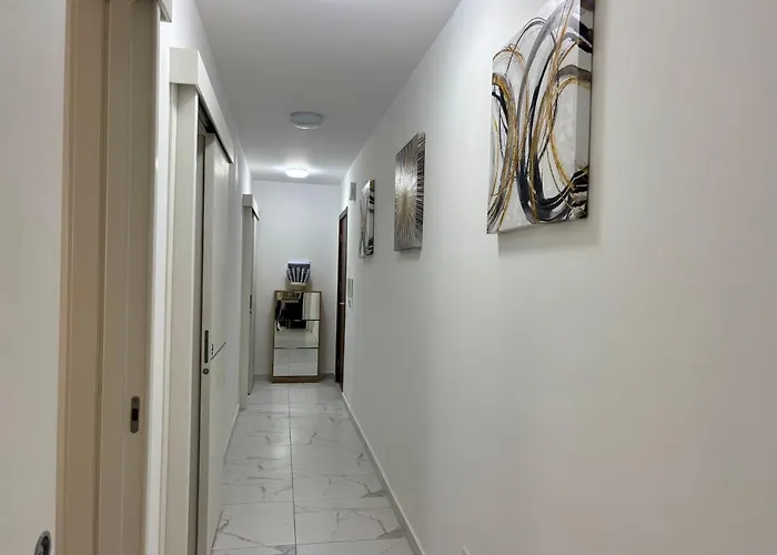 Steps To Sea - Affordable Luxury Living *